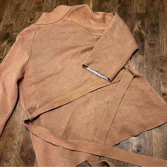 Anthropologie Moth Rizzo Belted Camel Wrap Cardigan S Sweater Tan Brown Office - Picture 11 of 13